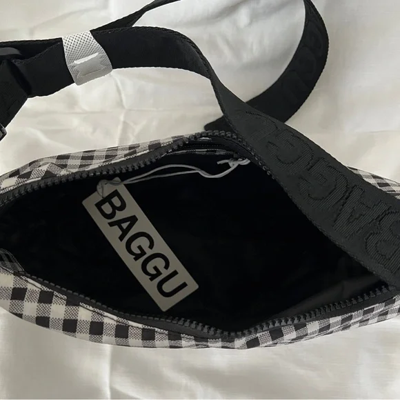Baggu Black & White Gingham Medium Crescent - Picture 2 of 2